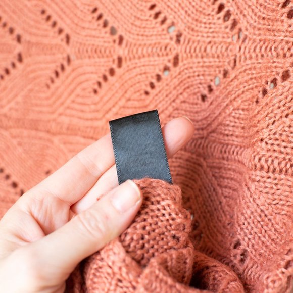 Dusty Pink sweater with a ribbon back Size S - Picture 6 of 6